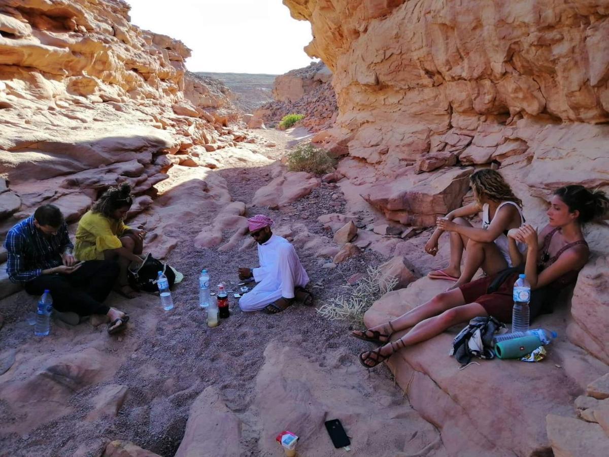 Hostel Sebaii Camp السباعى كامب شاطئ الترابين بجوار ويت بالس Nuweiba` Zewnętrze zdjęcie