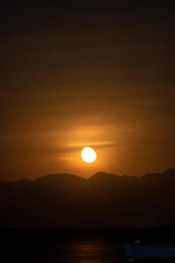 Hostel Sebaii Camp السباعى كامب شاطئ الترابين بجوار ويت بالس Nuweiba` Zewnętrze zdjęcie